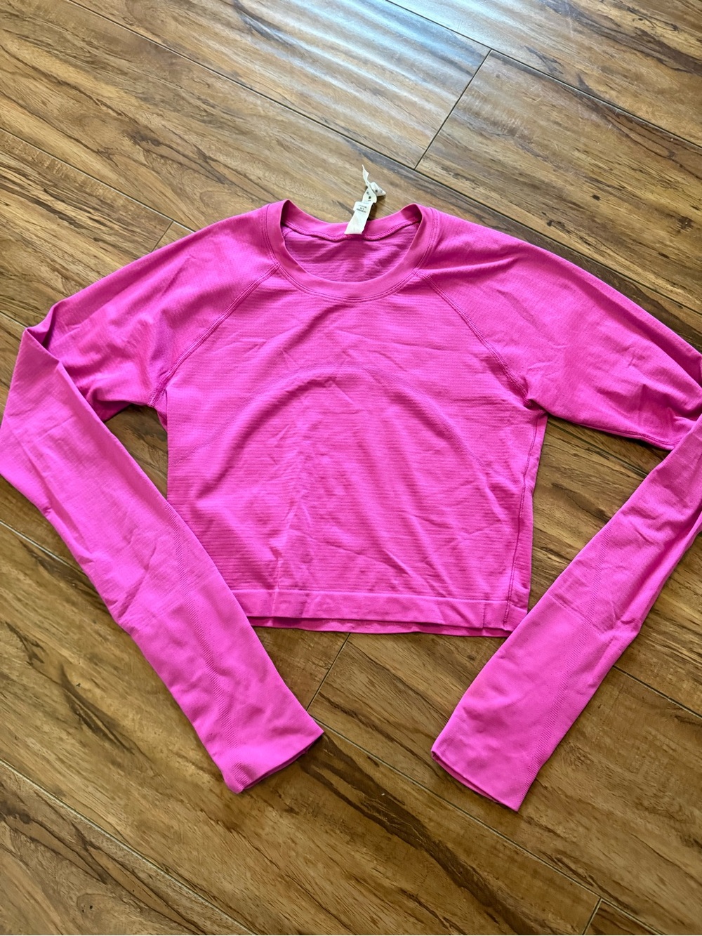 Lululemon swiftly Hot Pink Long-Sleeve Cropped Top